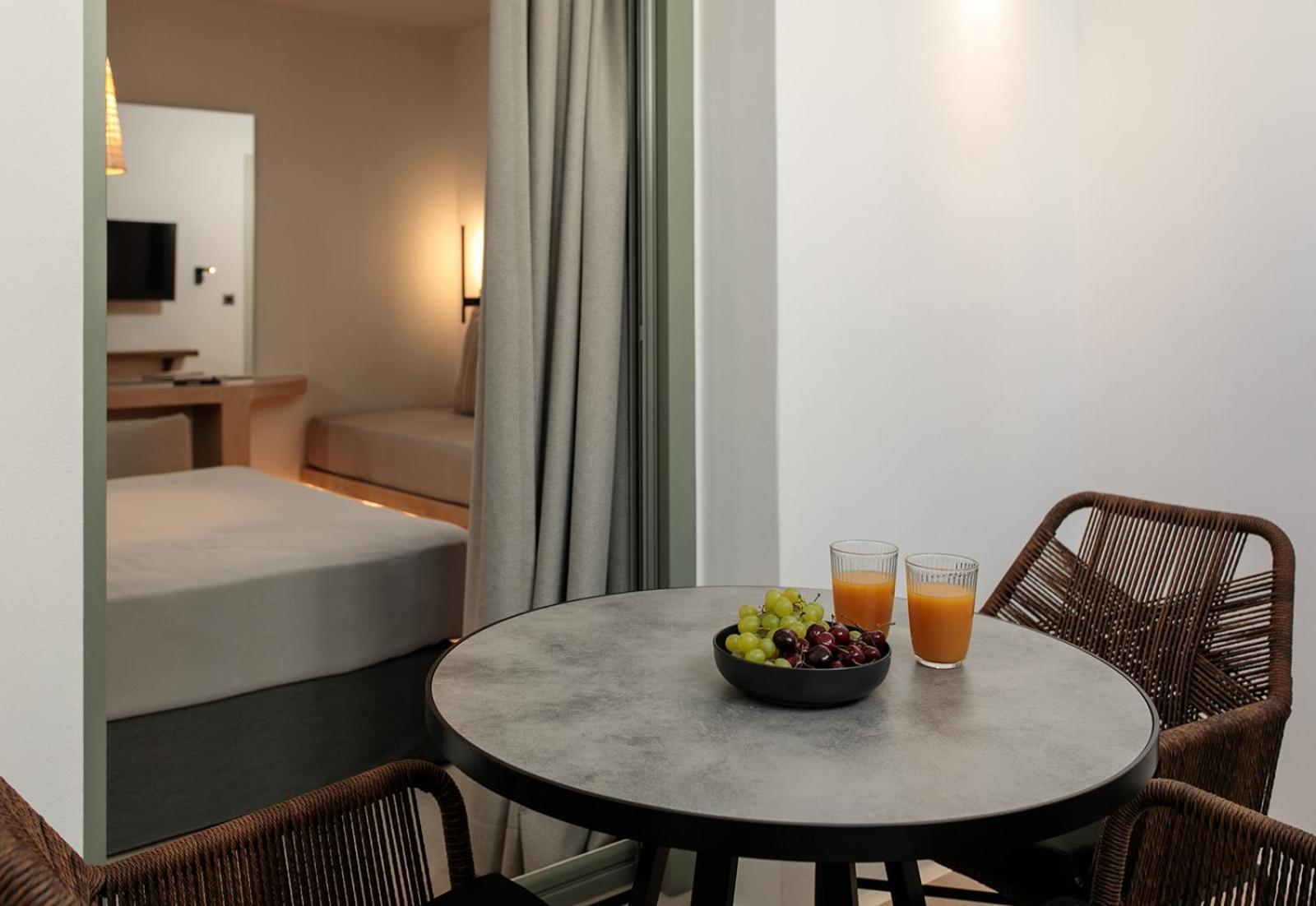 "Makava Suites" Your Luxe Urban Sanctuary Naxos City Exteriör bild