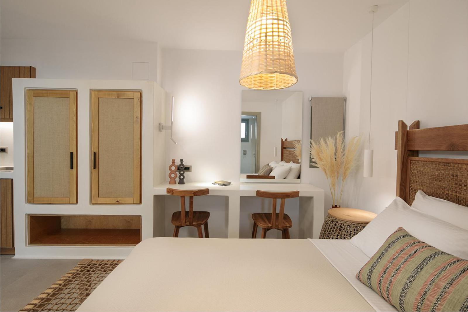"Makava Suites" Your Luxe Urban Sanctuary Naxos City Exteriör bild